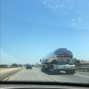 Meet your Posher, Sandy